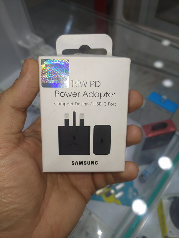 آداپتور اورجینال ۱۵ وات سامسونگ ویتنام مدل EP-T1510 با سه ماه گارانتی تعویض